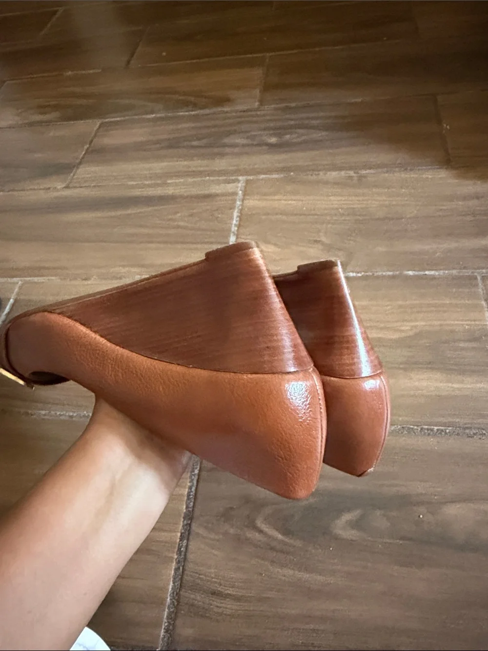 Tory Burch gigi wedges Cognac Leather Logo-Accent shoes